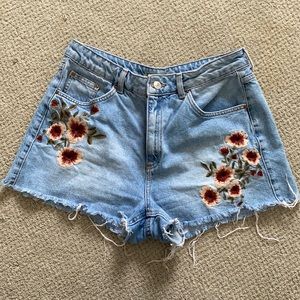 Top shop embroidered shorts